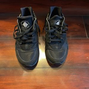 Nike Huarache Sneakers